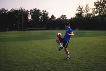 2026世界杯8进4西班牙亚马尔过人弧线球兜射｜开云官网首页（配图示意）